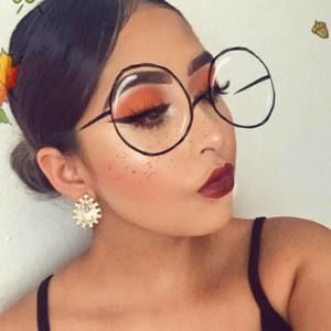 Meet your Posher, Jqueen